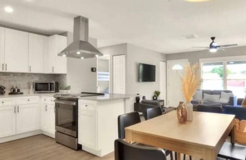 Largo House | Family Pool Escape | Central to Tampa & St. Pete