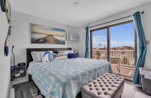 Seaside Heights Condo | FANTASTIC 2 BR 2 Blocks to beach pool balcony