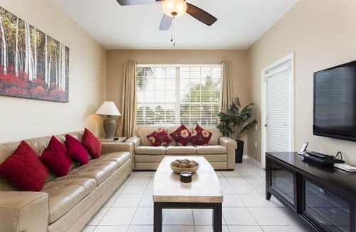 Windsor Hills Apartment | Fantastic Condo - 2 Miles from Disney Pool View Windsor Hills