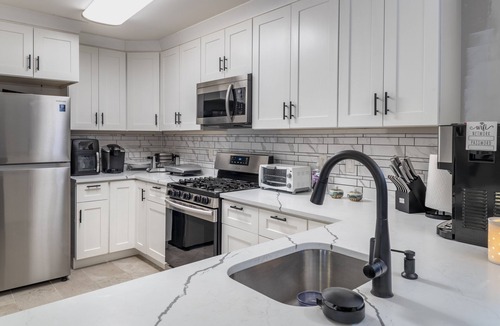 Jersey City Apartment | Feel like in NYC but not in NYC