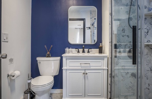 Jersey City Apartment | Feel like in NYC but not in NYC