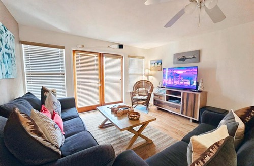 Cedar Key Apartment | Fenimore Mill 7B - Pool, Hot Tub, Private Beach!