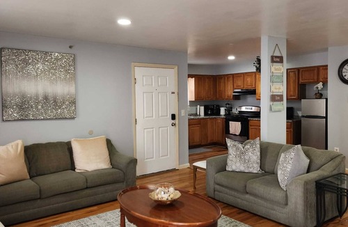 Newark Apartment | ♥ MAJOR INTERNATIONAL SPORTING EVENT 2026 6BR Newark MetLife 19 Min - Free Parking - Sleeps 16+