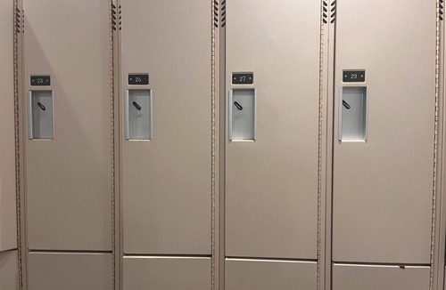 CityPlace Condo | FIFA unobstructive view CN TOWER lakeshore 1+1(den) 2b1b condo with parking