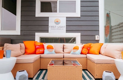 Nancy House | First Light - Modern Floating Home Designed for Elevated Lake Living