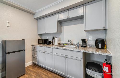 Homosassa Apartment | Fish & Explore: Homosassa Studio w/Resort Perks!