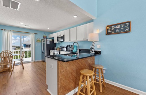 Nags Head House | Fish-n-Ships: Oceanside, Spa, Shared Pool, Pets OK