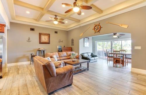 Ocklawaha House | Fish, Swim & More: Lakefront Retreat in Ocklawaha!