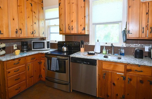 Berkeley Springs House | Fleur de Lis - A Knightly Abode!