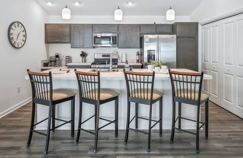 Okahumpka Villa | Florida Sunshine & Villa Serenity: Your Ideal Getaway Awaits!