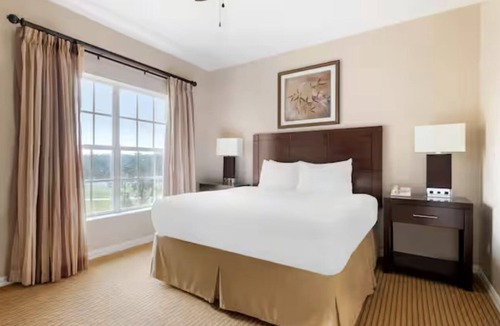 West Kissimmee Resort | Florida Winter Break/Fun Filled Resort! Luxurious Suites Central to Theme Parks