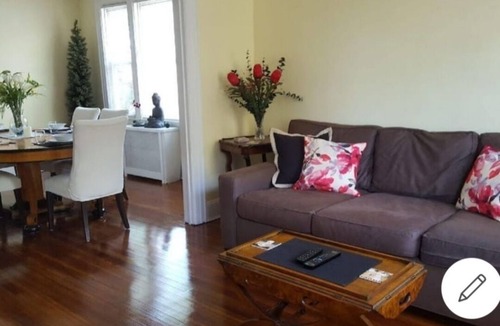 Queens Apartment | Flushing Meadows-Queens Boro Hill Gem