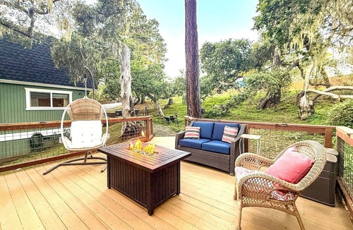 Marine Terrace House | Forest Home with Deck, EV Charger, King Beds