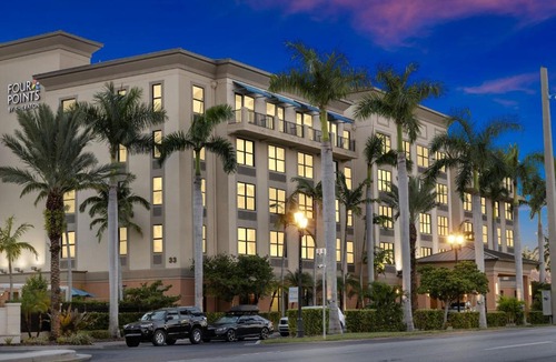 Punta Gorda Hotel | Four Points by Sheraton Punta Gorda Harborside