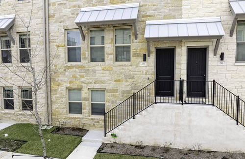 Leander House | Four Story Private Elevator Rooftop Terrace Views In New Northline Development!