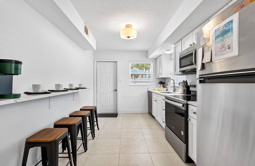 Clearwater Beach Cabin | Frenchy's Cottage 480 in Clearwater Beach