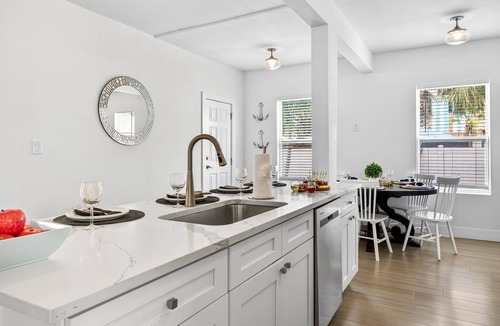 Clearwater Beach Cabin | Frenchy's Cottage 486 in Clearwater Beach