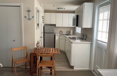 Pass-a-Grille Apartment | Fresh Renovation , Clean , Studio, Unit 2, Steps from the Gulf, Parking Pass