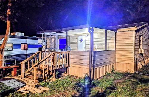 Salt Springs House | Freshly renovated retreat in Salt Springs, FL-1 mile away from Recreation Area.