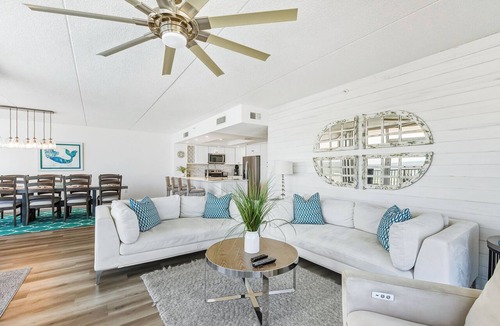 Bethune Beach Condo | 🌊Freshly Updated Oceanfront Corner Retreat, Ocean 401, River Views, Pool, Hot Tub🏖️