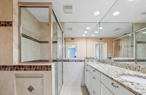 Pinellas Point Condo | Fully-furnished Waterfront Condo ~ Exceptional Views!