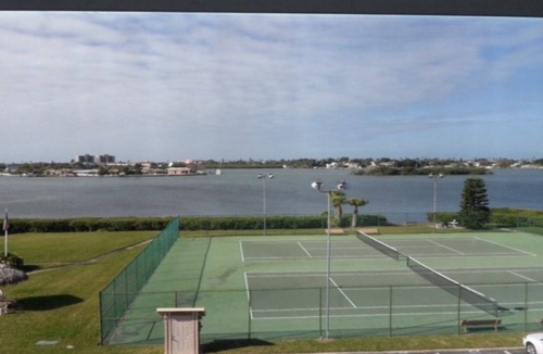 Largo Condo | Furnished One Bedroom Condo. Water View, Heated Pool, marble bathroom.