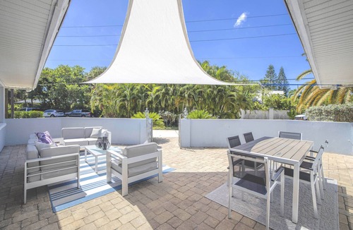 Siesta Key House | Gertrude Siesta | Private Patios, Beach & Village, 100 steps to Best Views on Siesta Key