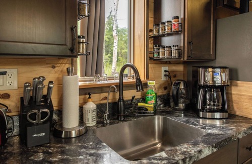 Babb Cabin | Glacier Summit - A Modern Villa Surrounded by the Forest, Wildlife & Rockies.