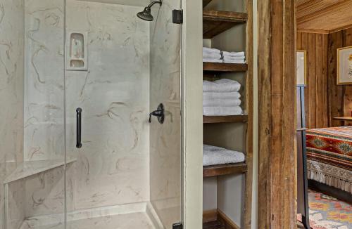Topton Bed & Breakfast | Glen Choga Lodge