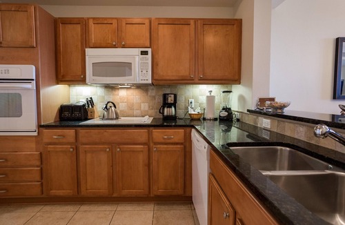 Palm Coast Condo | Golden Harbor | Elevated Waterway Views with Resort Access