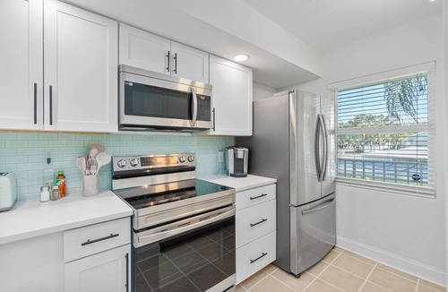 Plantation Condo | Golf and Country Club privileges! Heated Pool near Wellen Park & Braves Stadium
