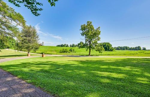 Vine Grove House | Golf Course Views & Games Galore - Vine Grove Gem!