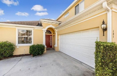 Florida Pines Villa | Gorgeous 4 Bedroom, Disney And South Facing Pool