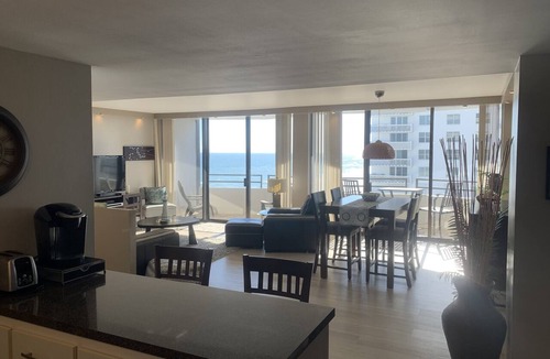 Ortona Park Condo | Gorgeous and Comfortable Ocean Front Condo