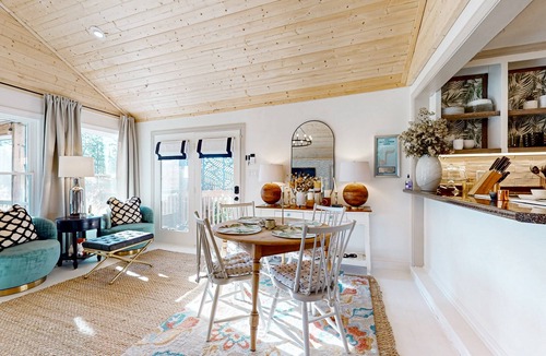 Shallotte House | Gorgeous creekside cottage with firepit, board games, dock, deck, & washer/dryer