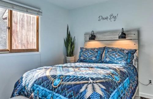Vernon Apartment | Great Gorge-ous condo