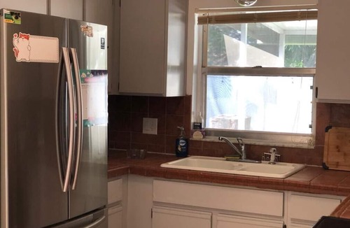 Orlando House | Great Location One Bedroom ,One bathroom ,Living area , dinning, and patio .
