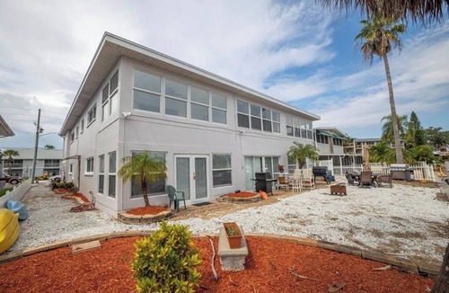 Capri Isle Condo | Great Price on Treasure Island Condo and the Area you can't beat