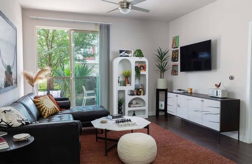 Milwood Apartment | Griffis Riata | Premium 2 BD in Austin