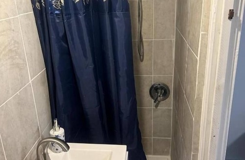 Irvington Apartment | Grove 3