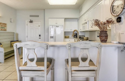 Thomas Drive Condo | Gulf Crest 1402 - 2Br Sleeps 8! Beautiful Decor. Free Fun!