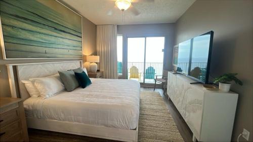 Thomas Drive House | Gulf Crest 2107A