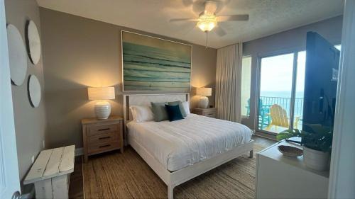 Thomas Drive House | Gulf Crest 2107A