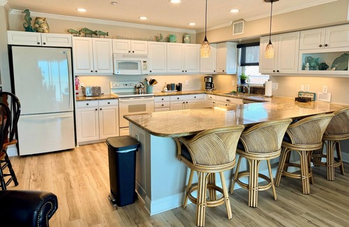 Indian Rocks Beach Condo | Gulf-front condo with amazing water views - steps to the beach