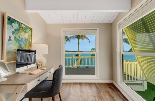 Anclote Keys House | Gulf front Island home with heated pool & dock in Tarpon Springs