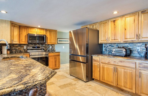 Gulf Harbors House | Gulf Harbors Retreat WATERFRONT 3 Bed/2 Bath