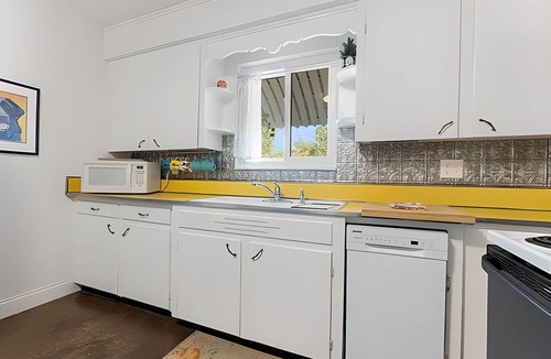 Gulfport House | Gulfport Getaway — Artsy Retreat 10 Min to Beach