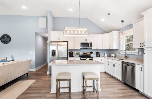 Colington House | Gull Point Too: New Construction, Central Location