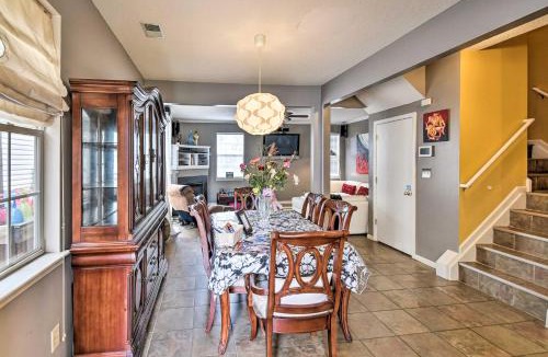 Hampton House | Hampton Home w/Fireplace + Close to Beaches!