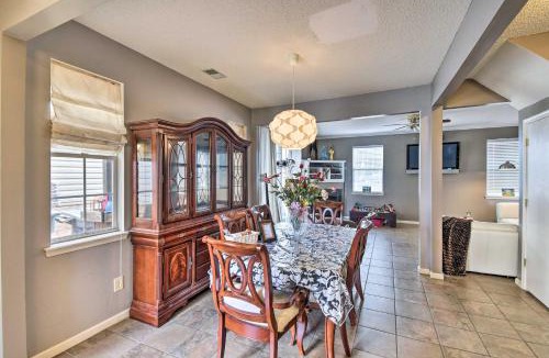 Hampton House | Hampton Home w/Fireplace + Close to Beaches!